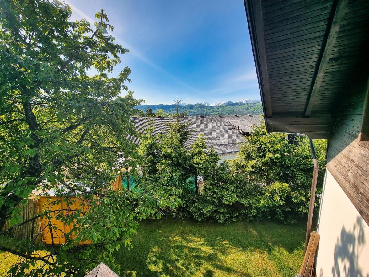 Gaestehaus Auf Der Hoehe Keutschach am See Exterior photo